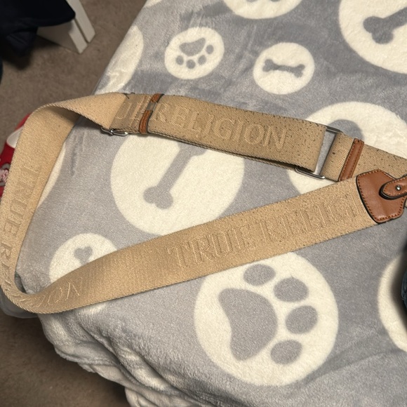 EUC True Religion Leather Handles & Crossbody Adjustable Strap Mini Bag - Picture 3 of 6